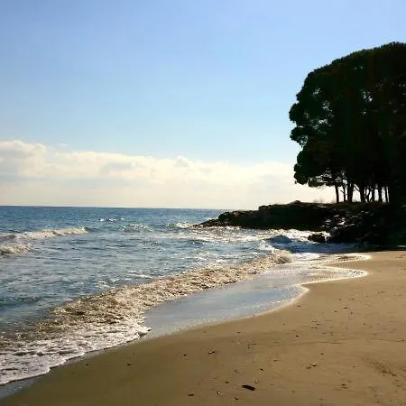 Mini Corse Santa-Maria-Poggio (Corsica)